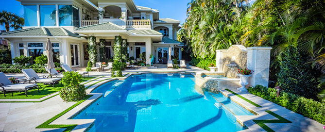 beautiful house and pool